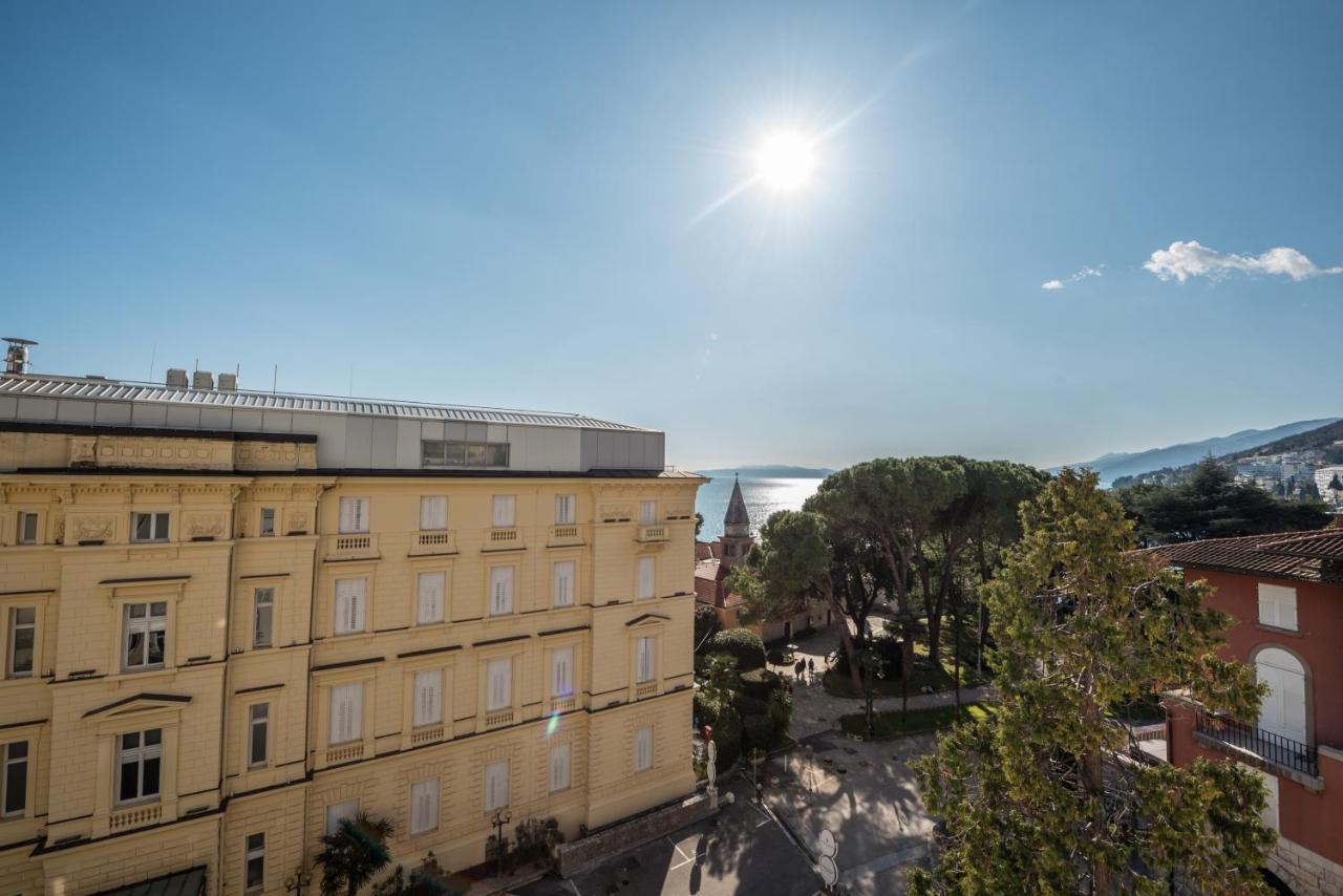 Apartments Villa Devana Opatija Extérieur photo