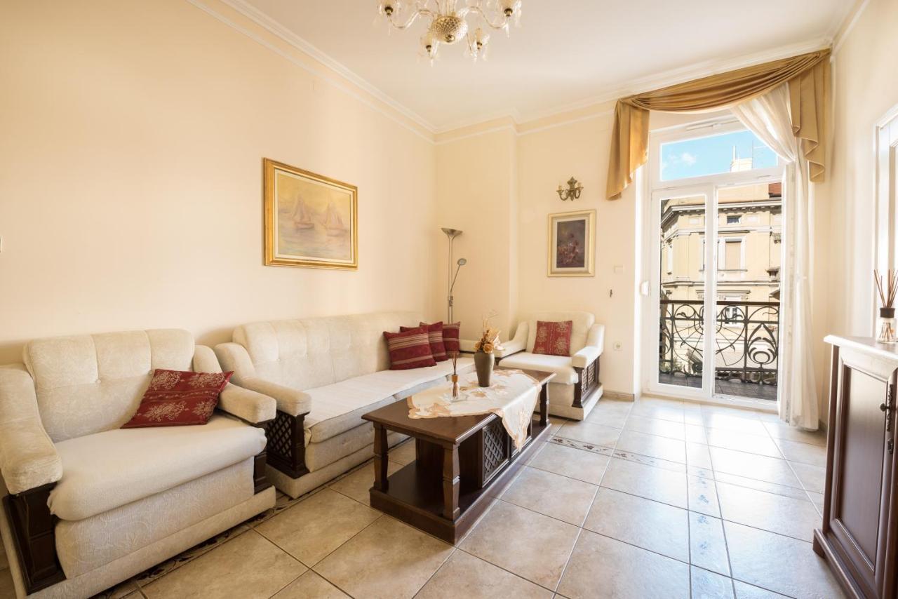Apartments Villa Devana Opatija Extérieur photo